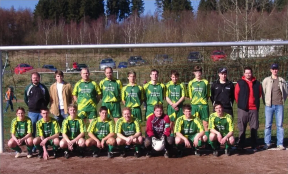 Mannschaftsfoto des FC Sportfreunde Möllmicke vom März 2007