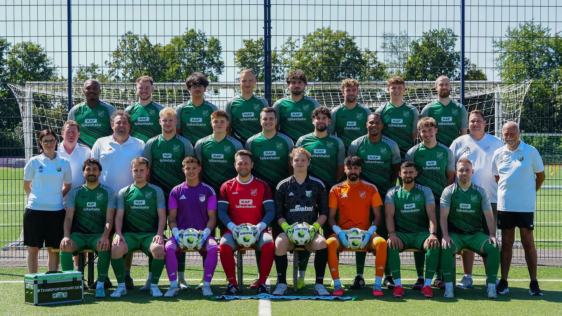 Die Erste Mannschaft des FC Sportfreunde Möllmicke